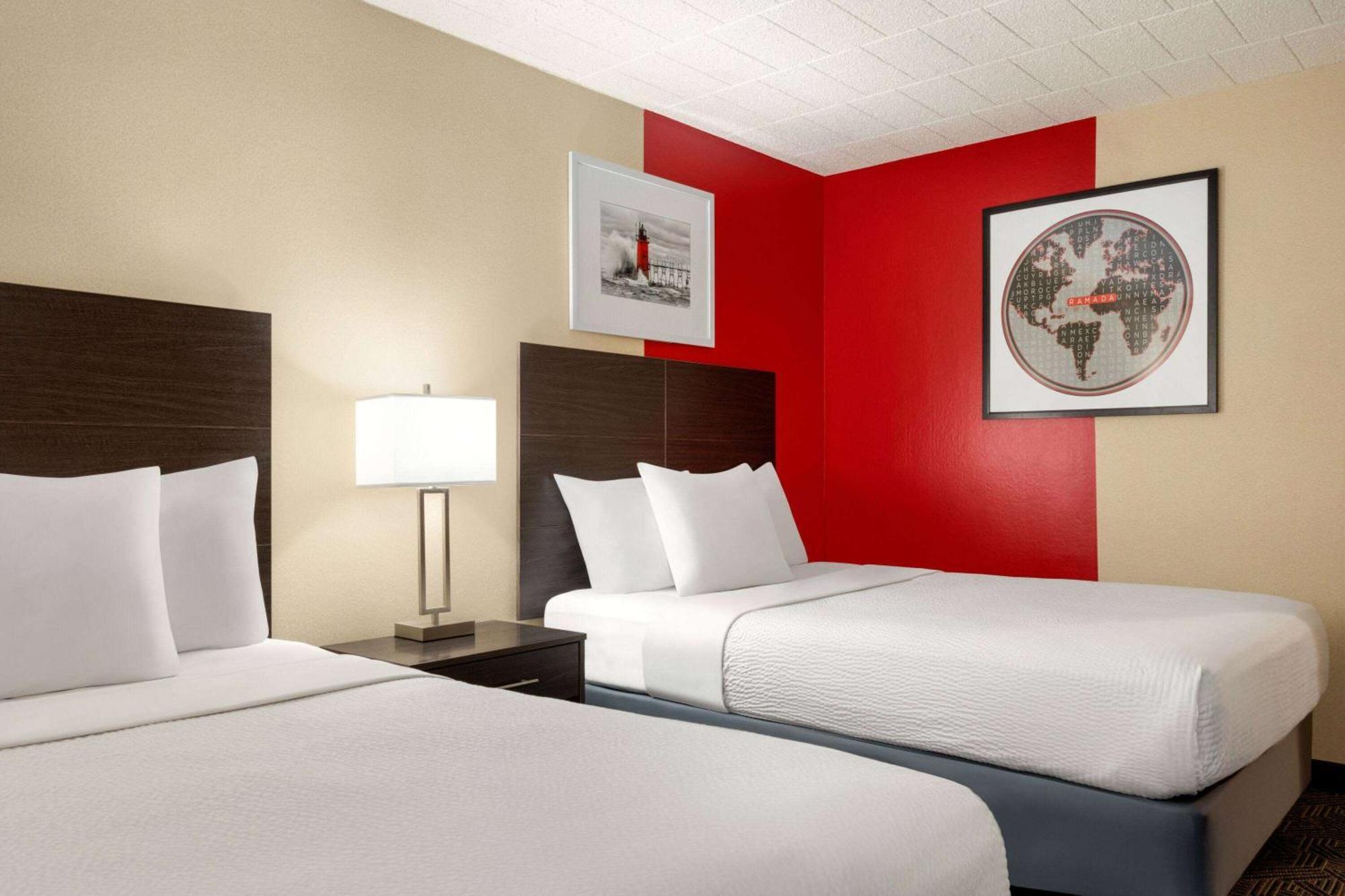 Ramada By Wyndham Alpena Hotell Eksteriør bilde