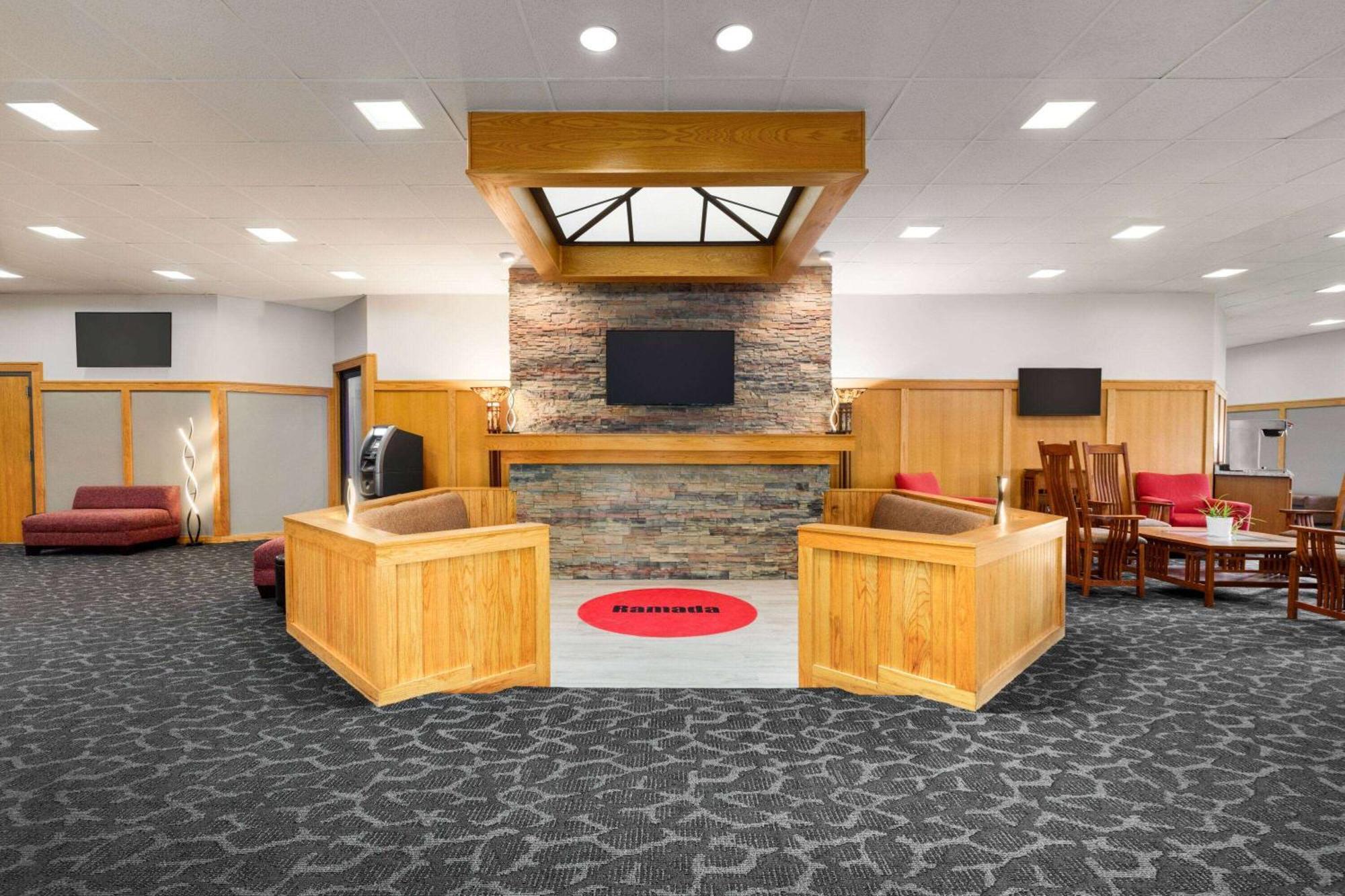 Ramada By Wyndham Alpena Hotell Eksteriør bilde